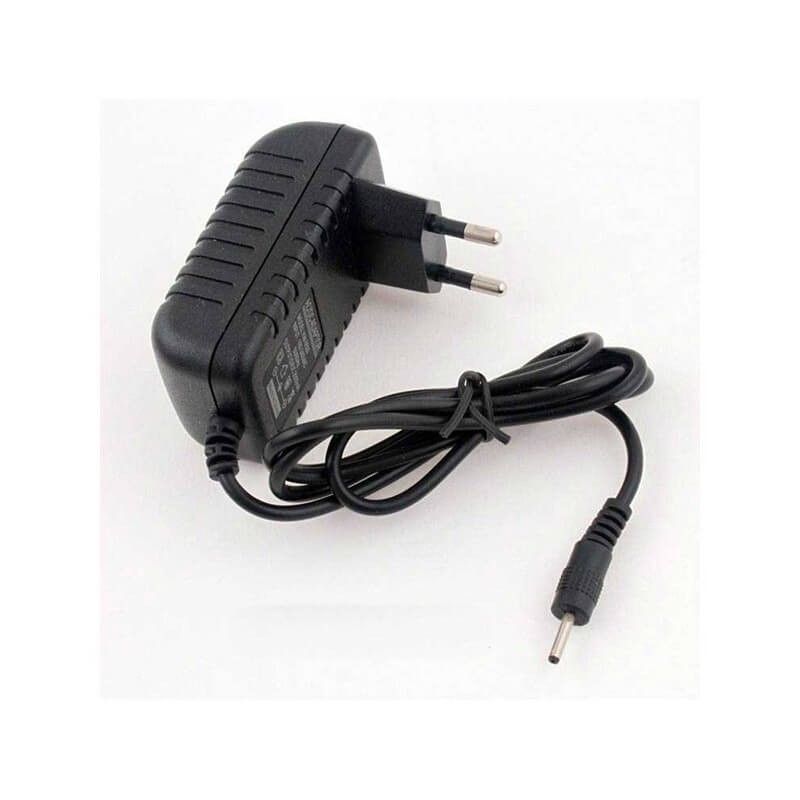 Cargador de Red Universal para tablet de 2A y conector 2.5mm