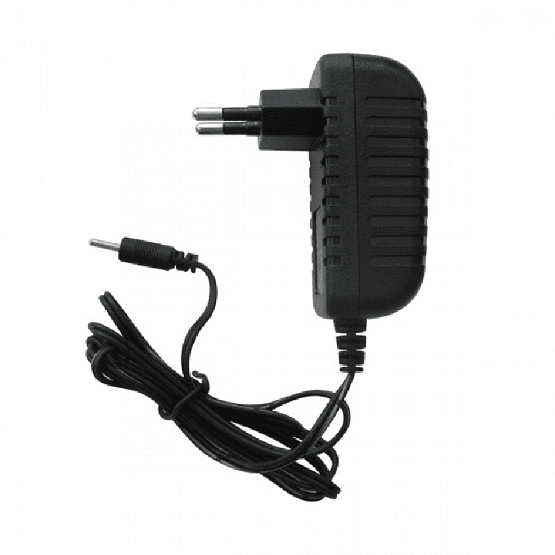 Cargador de Red Universal para tablet de 2A y conector 2.5mm