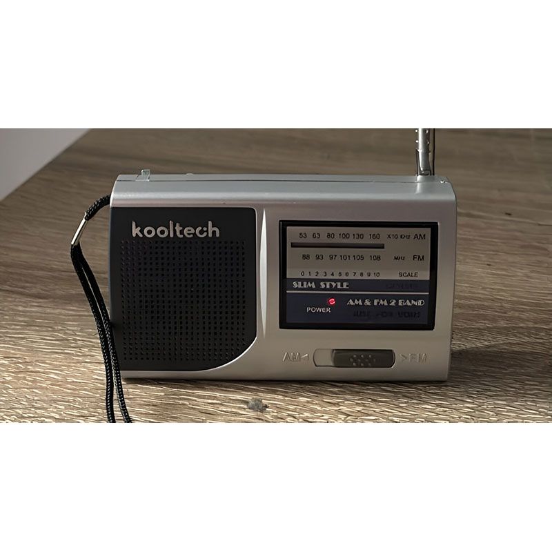Radio de bolsillo AM / FM Kooltech CPR113