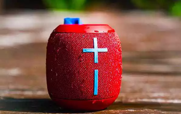 Altavoces bluetooth portatiles y auriculares para tu movil